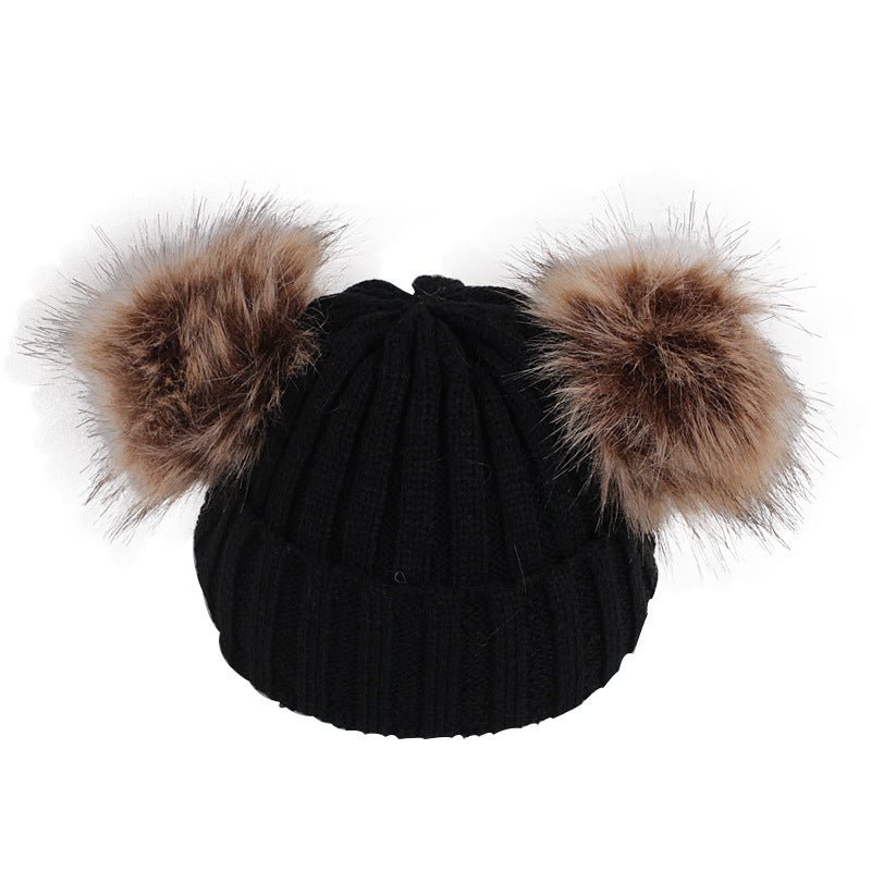 Fashionable Hat & Scarf with Pom Pom's